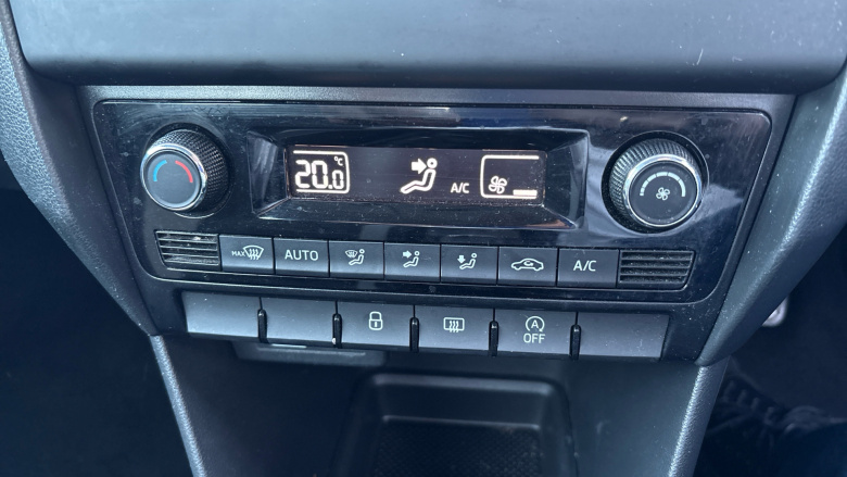 Skoda Rapid Spaceback 1.0 TSI 110 SE Tech 5dr Petrol Hatchback